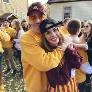 Meet your Posher, Kelli