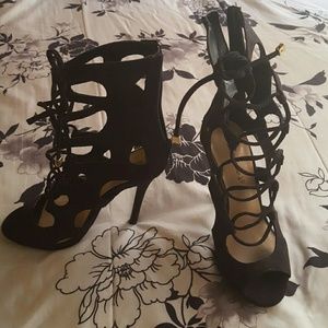 Breckelle's Roma Heels