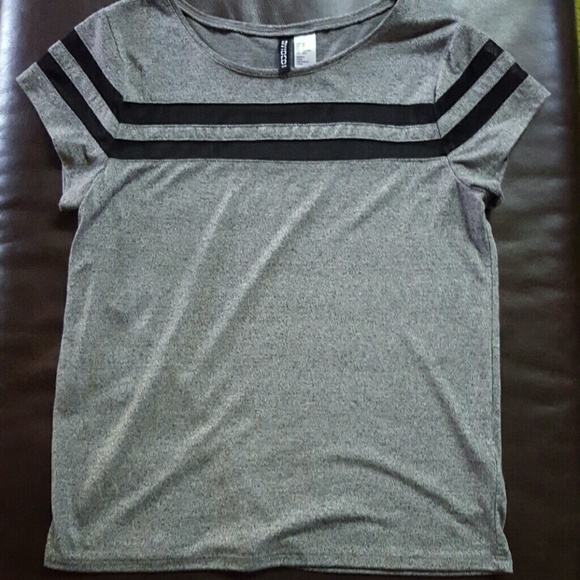 H&m t-shirt