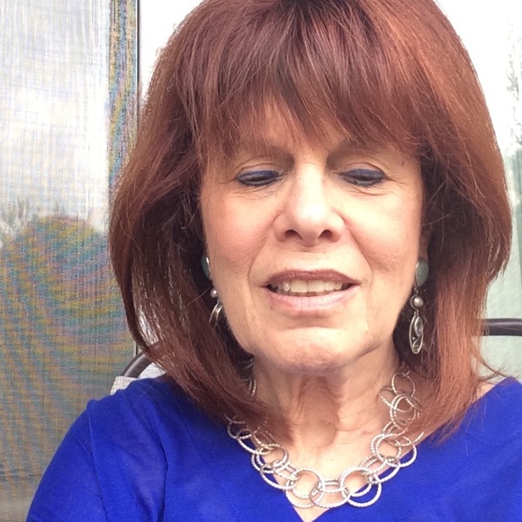 Meet your Posher, Benita