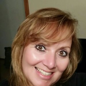Meet your Posher, Petra