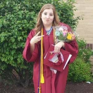 Meet your Posher, Olivia