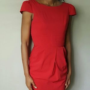 Tulip dress with pleat waist