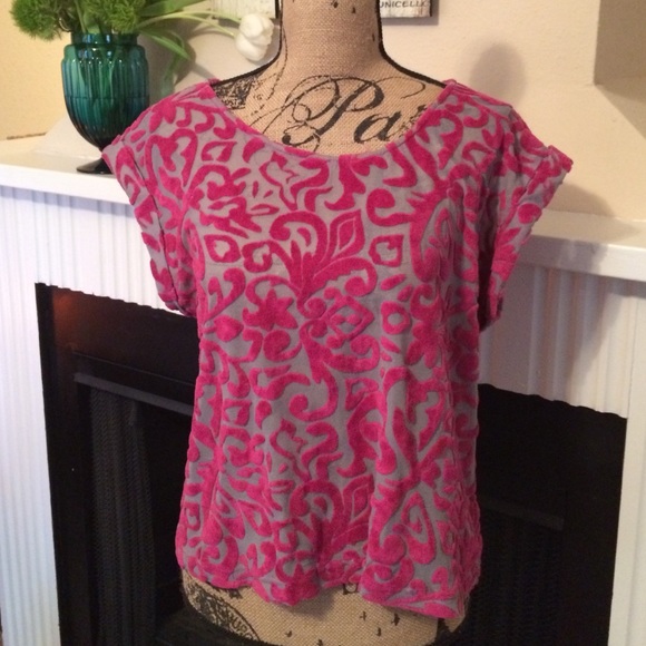 Unique Grey and Pink Top - Picture 1 of 4