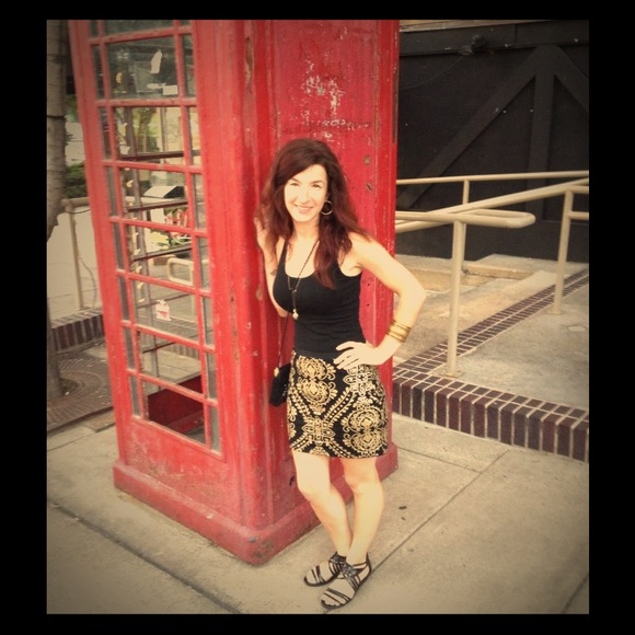 Meet Your Posher - Picture 1 of 6