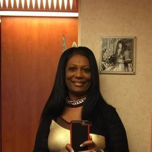 Meet your Posher, Annetta