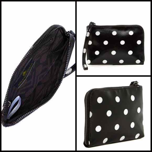 ❌SOLD❌❗️1-HOUR SALE❗️WRISTLET CLUTCH - Picture 3 of 6