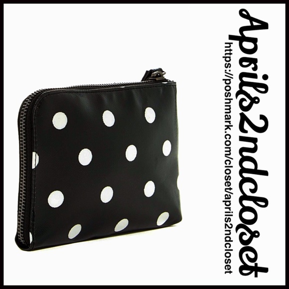 ❌SOLD❌❗️1-HOUR SALE❗️WRISTLET CLUTCH - Picture 4 of 6