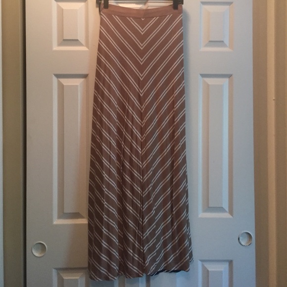 Maxi skirt