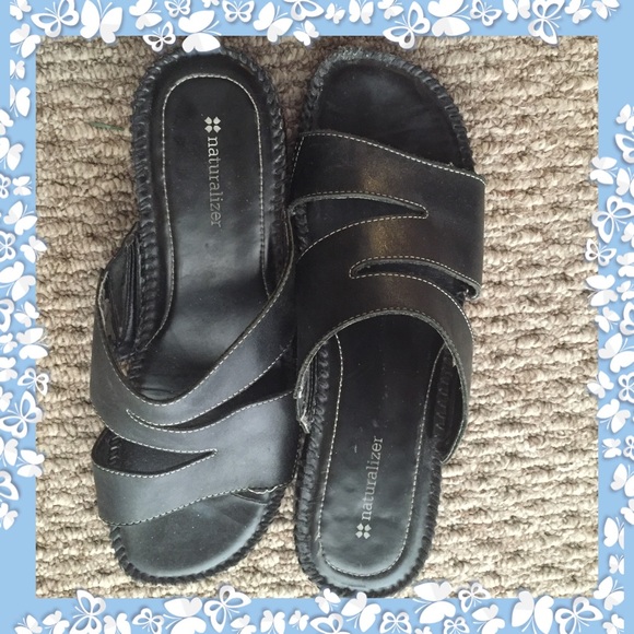 Black Naturalizer Zig Zag Sandals