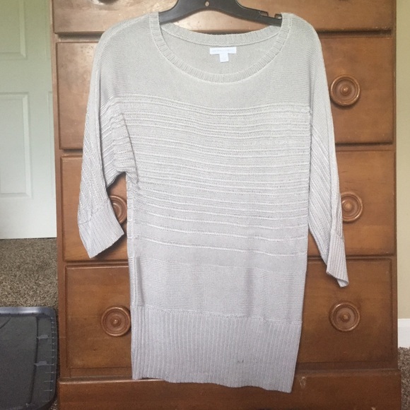 Gray sweater