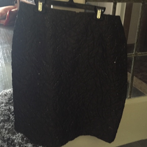 Skirt - Picture 3 of 3