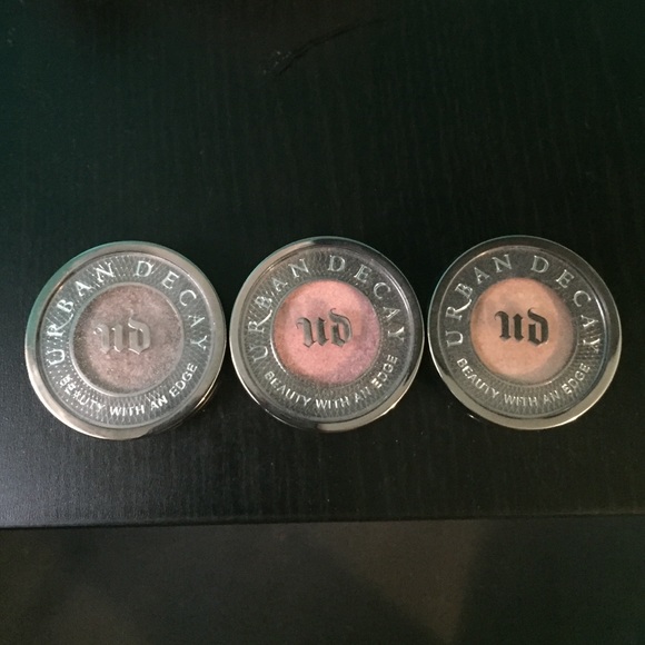 Blunt, X, YDK urban decay eyeshadows