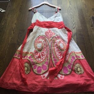 Super cute sun dress!