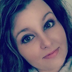 Meet your Posher, Felicia