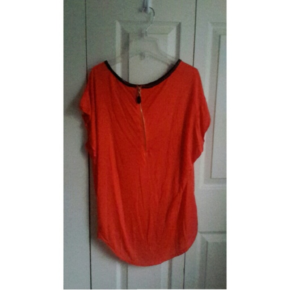 ZARA top with faux leather neckline and back zip - Picture 2 of 3