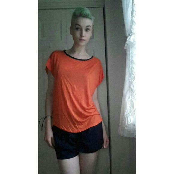 ZARA top with faux leather neckline and back zip - Picture 3 of 3