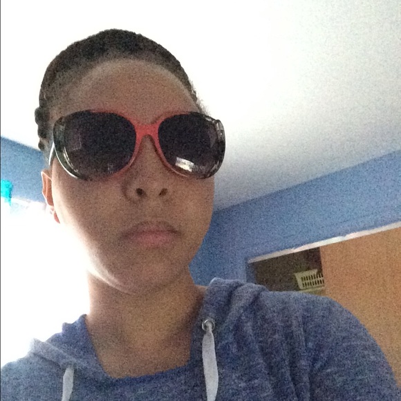 Meet your Posher, Karen