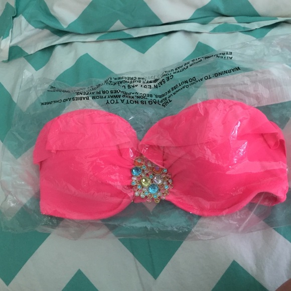 BRAND NEW, unopened Victorias Secret bathing suit.