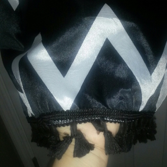 Chevron Print Backless Tassel Hem Dress - Picture 3 of 4