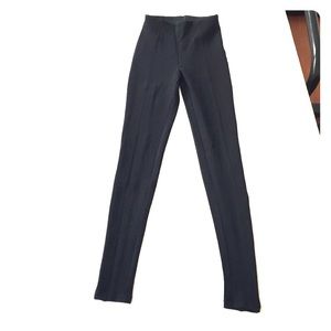 black stretch leggings