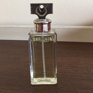 Eternity way de parfum spray