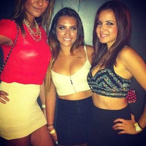 Meet your Posher, Danielle