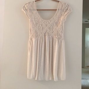 Beautiful cream top in excellent condition .