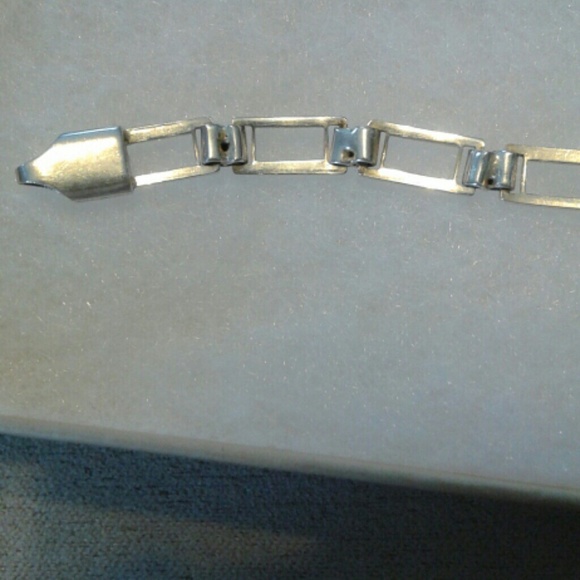 ❤5/30 item Silver link bracelet. - Picture 2 of 2