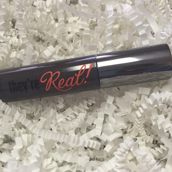 Benefit "They're Real" Mascara