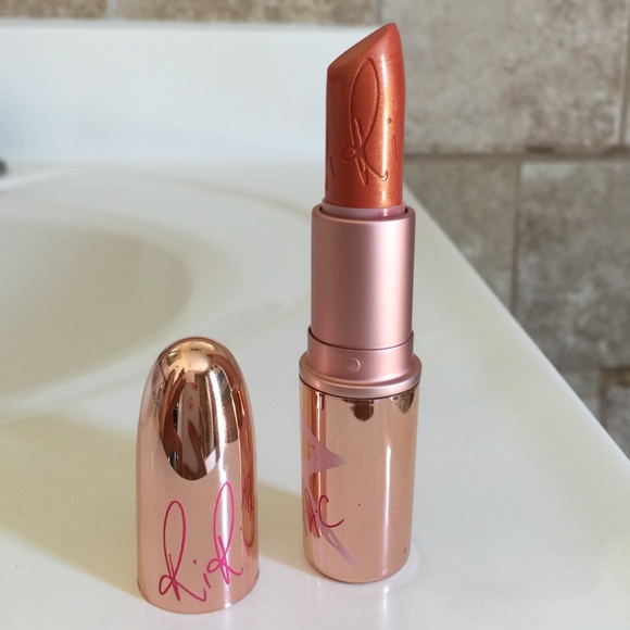 MAC Riri Heart Collection
