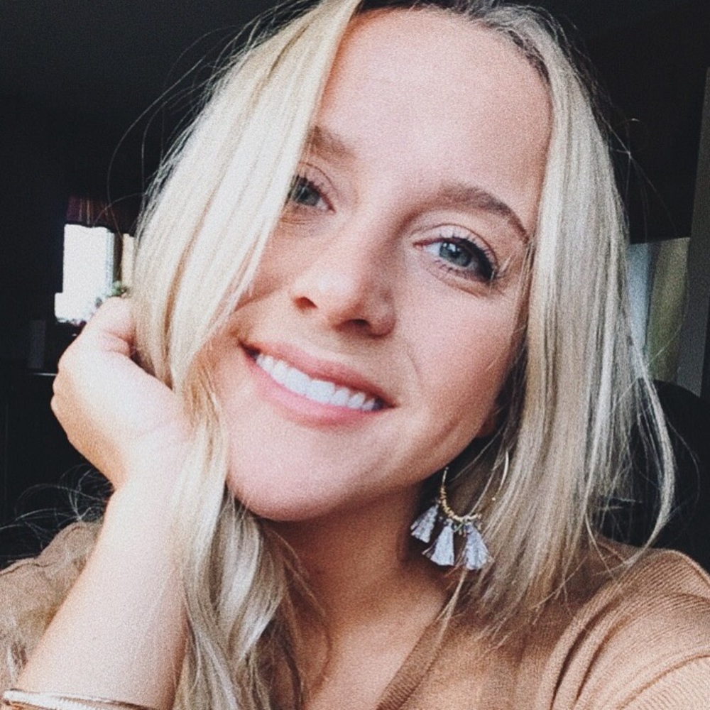 Meet your Posher, Kendra