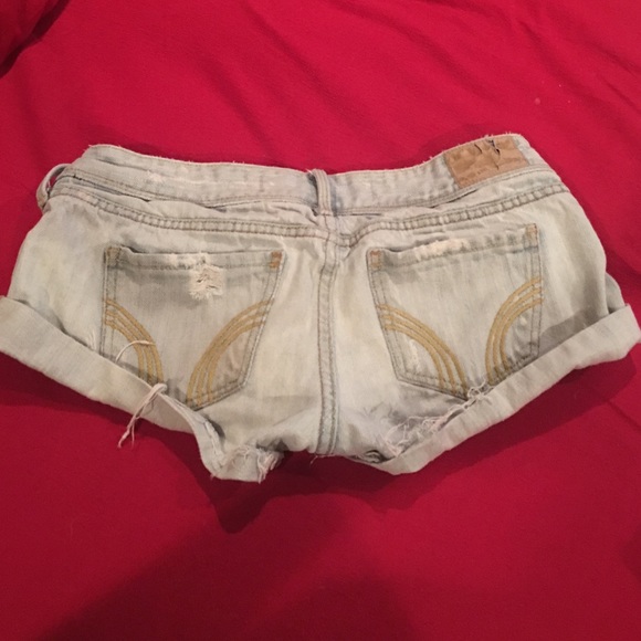 Shorts - Picture 1 of 3