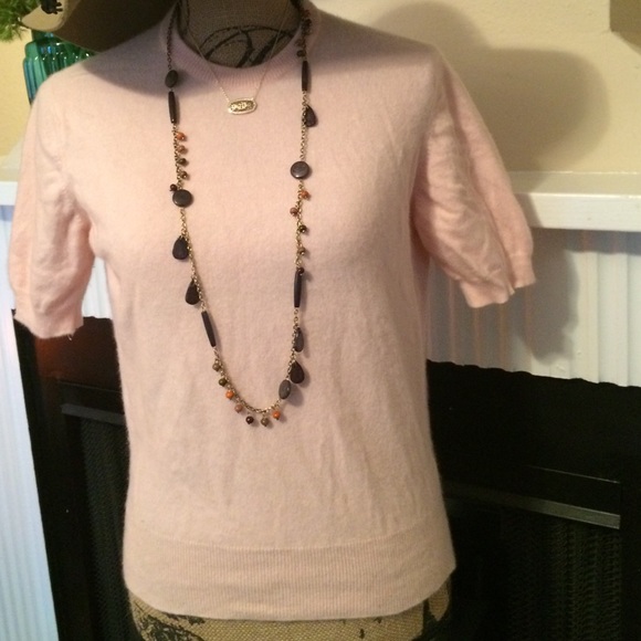 Beautiful Vintage Short-Sleeved Cashmere Sweater! - Picture 2 of 8