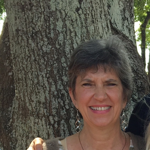 Meet your Posher, Meghan - Picture 1 of 1