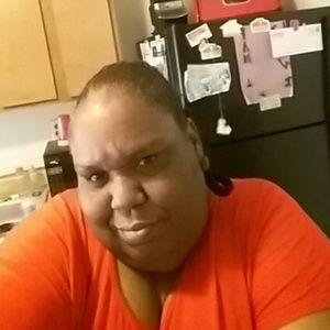 Meet your Posher, Rona