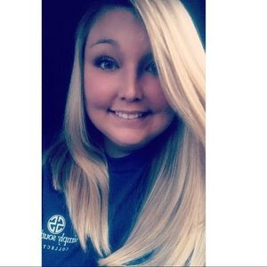 Meet your Posher, Cierra