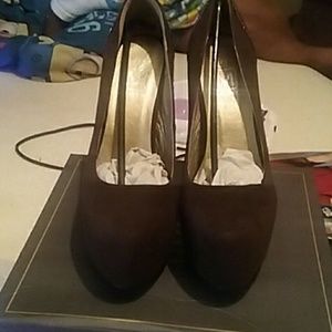 Shoe