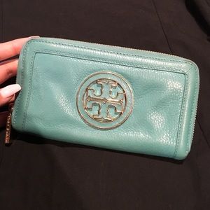 Tory Burch wallet