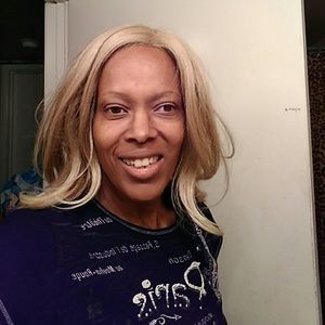 Meet your Posher, Delores