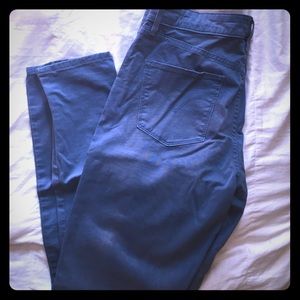 High rise ankle/ Demi curve Levi cotton pants
