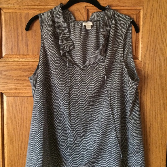 Herringbone Ruffle Sleeveless Top