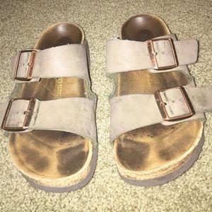 AUTHENTIC tan Birkenstocks