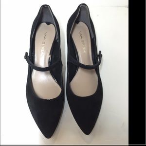 Via Spiga suede 3" pump.