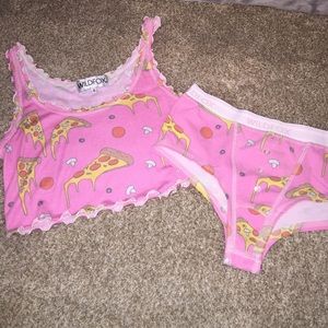 Wild fox pink sleepwear with pizza's