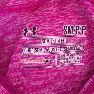 Purple/pink workout shirt