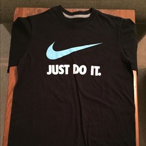 Nike t-shirt