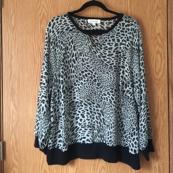 Price Drop!! Vince Camuto Cheetah Print Blouse