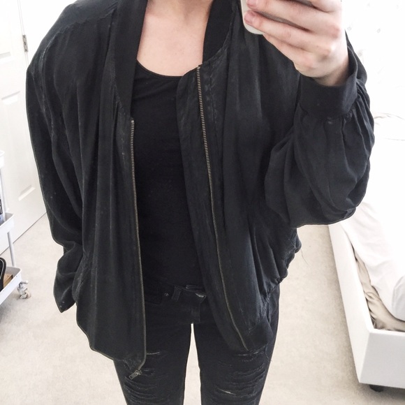 LAST SALE ‼️ Vintage Silk Bomber Jacket