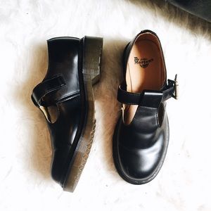 T-bar limited edition Dr Martens